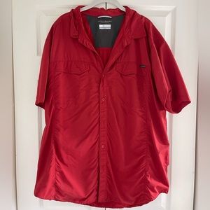 Men’s Columbia fishing shirt, never been worn